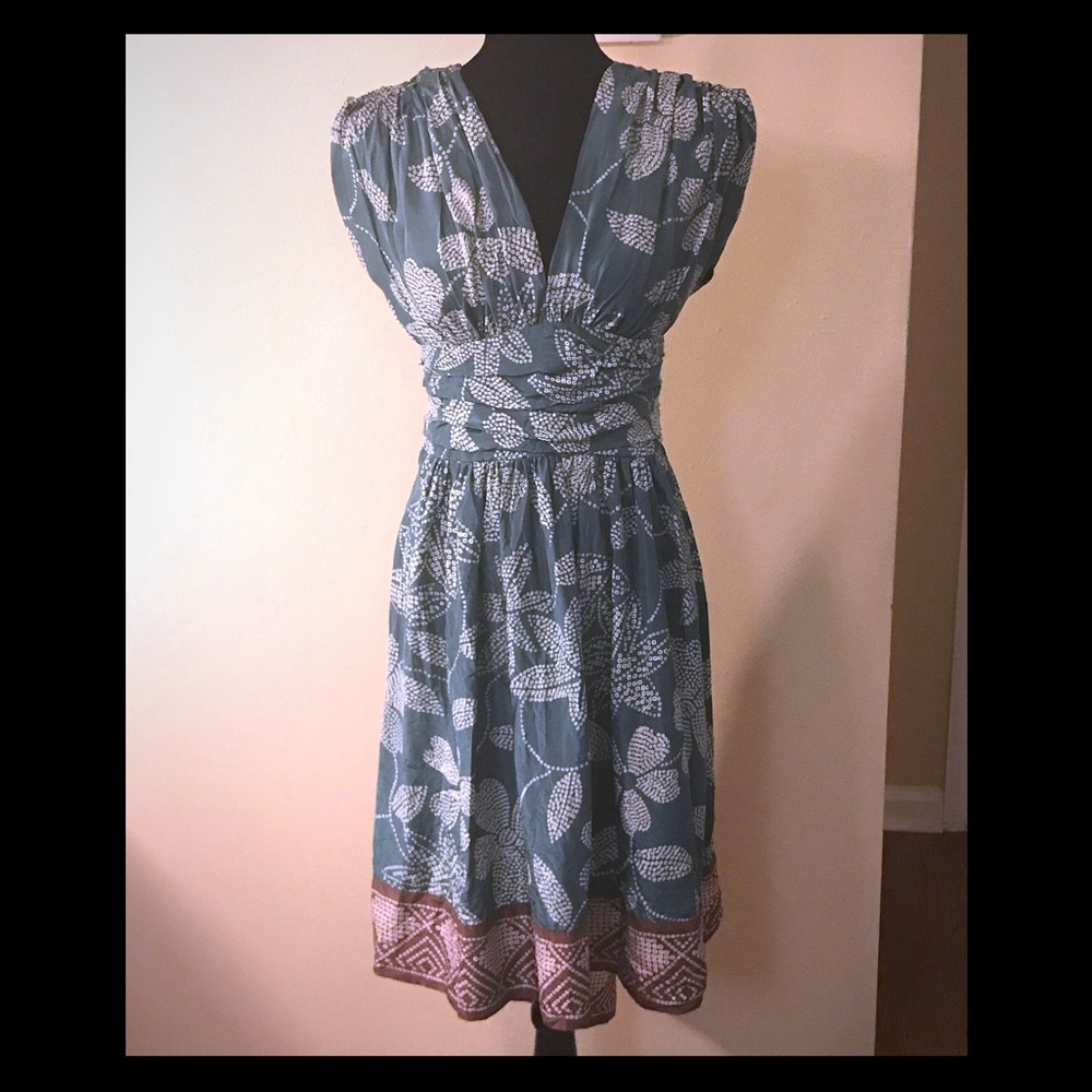 BCBG MaxAzria Green Silk Sleeveless Dress